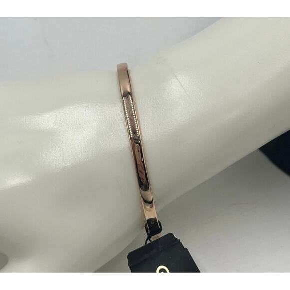 Givenchy Rose Gold‎ and Crystal Hinged Twisted Bangle Bracelet New with tags - Picture 6 of 9